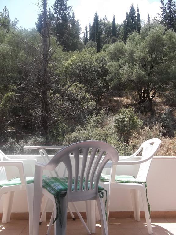 Santafemia Lägenhet Agia Efimia Rum bild