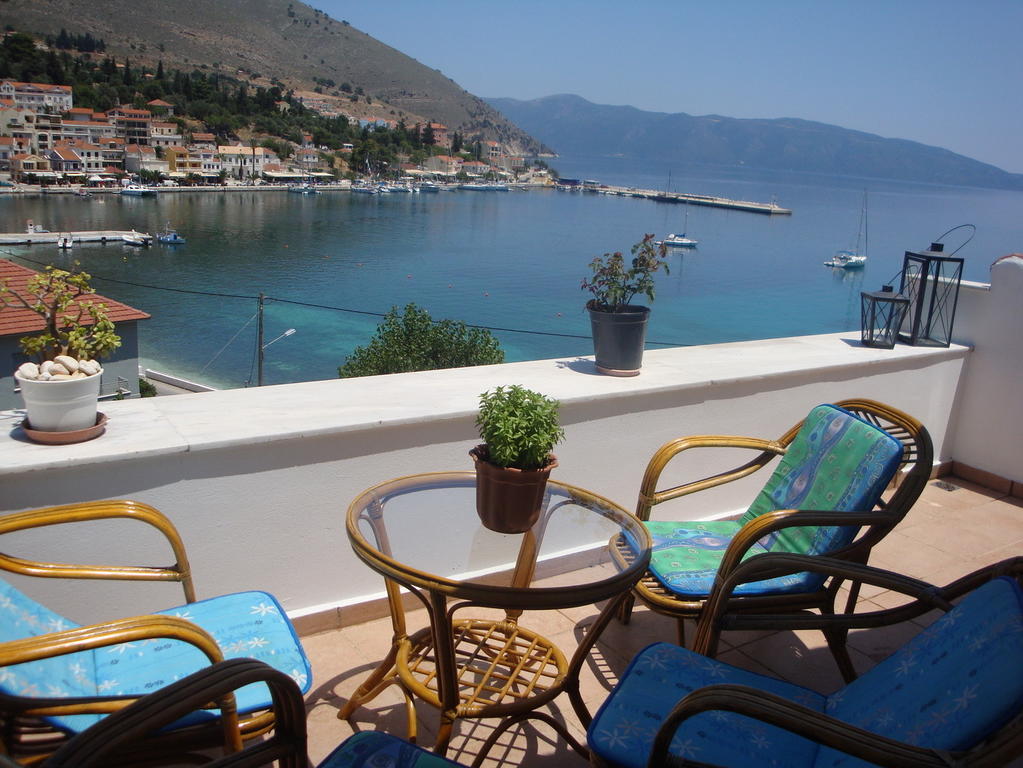 Santafemia Lägenhet Agia Efimia Rum bild